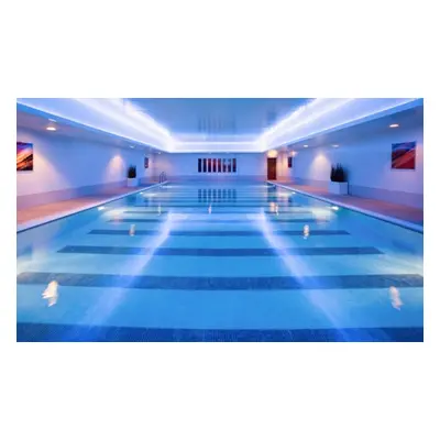 For one Fri-Sun, three-hour spa day 25-minute treatment refreshments and £10 voucher