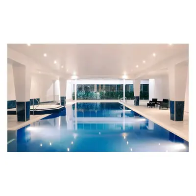 Fri-Sun, Spa Day with 25-Minute Treatment Refreshments and £10 Voucher for Two