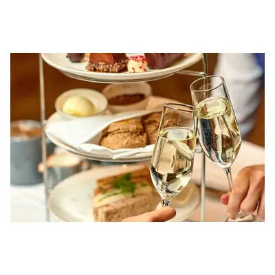 For four, traditional afternoon tea with Prosecco