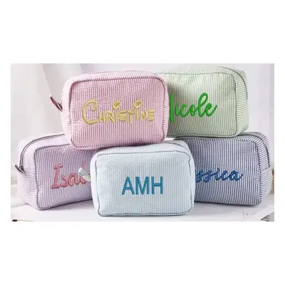 One Personalized Embroidery Wash Bag; Shipping not Included