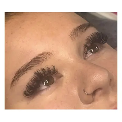 One Full Set of Volume Eyelash Extensions