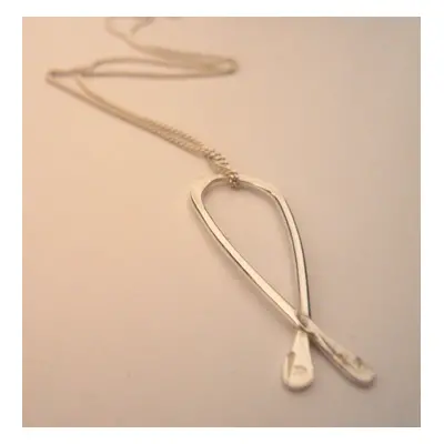 La Jewellery Recycled Silver Petit Kiss me Kate Necklace