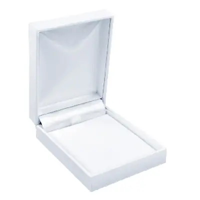 White Leatherette Pendant Box