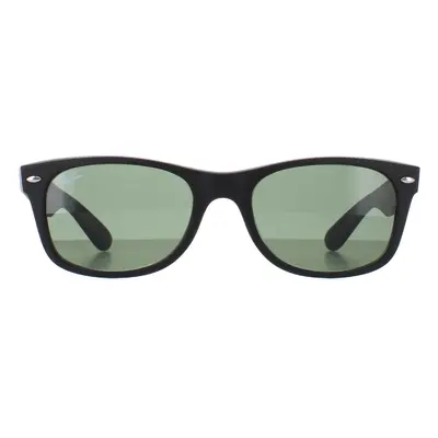 Ray-Ban Sunglasses New Wayfarer 2132 622 Black Rubber Green Small 52mm