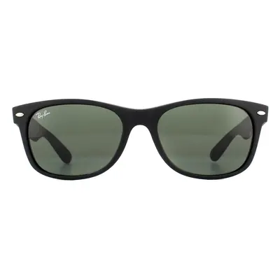 Ray-Ban Sunglasses New Wayfarer 2132 622 Black Rubber Green Medium 55mm