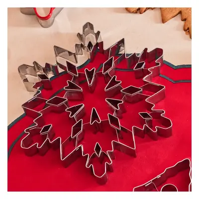 Karaca New Year Christmas Snowflake Stainless Steel Cookie Cutter, 20.5cm, Silver