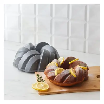 Karaca Cake Pro Aluminium Cast Decorative Bundt Cake Tin, 26cm, Anthracite